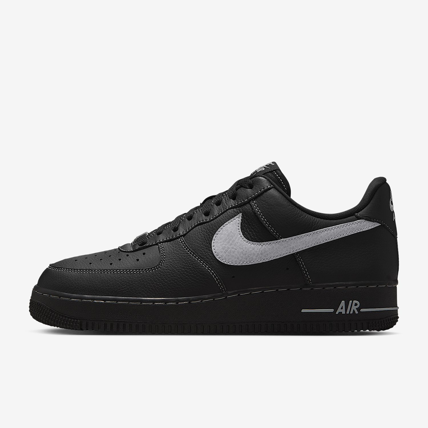 حذاء رياضي كاجوال للرجال من نا - مراجعة Nike Shoes Air Force 1 وسعره