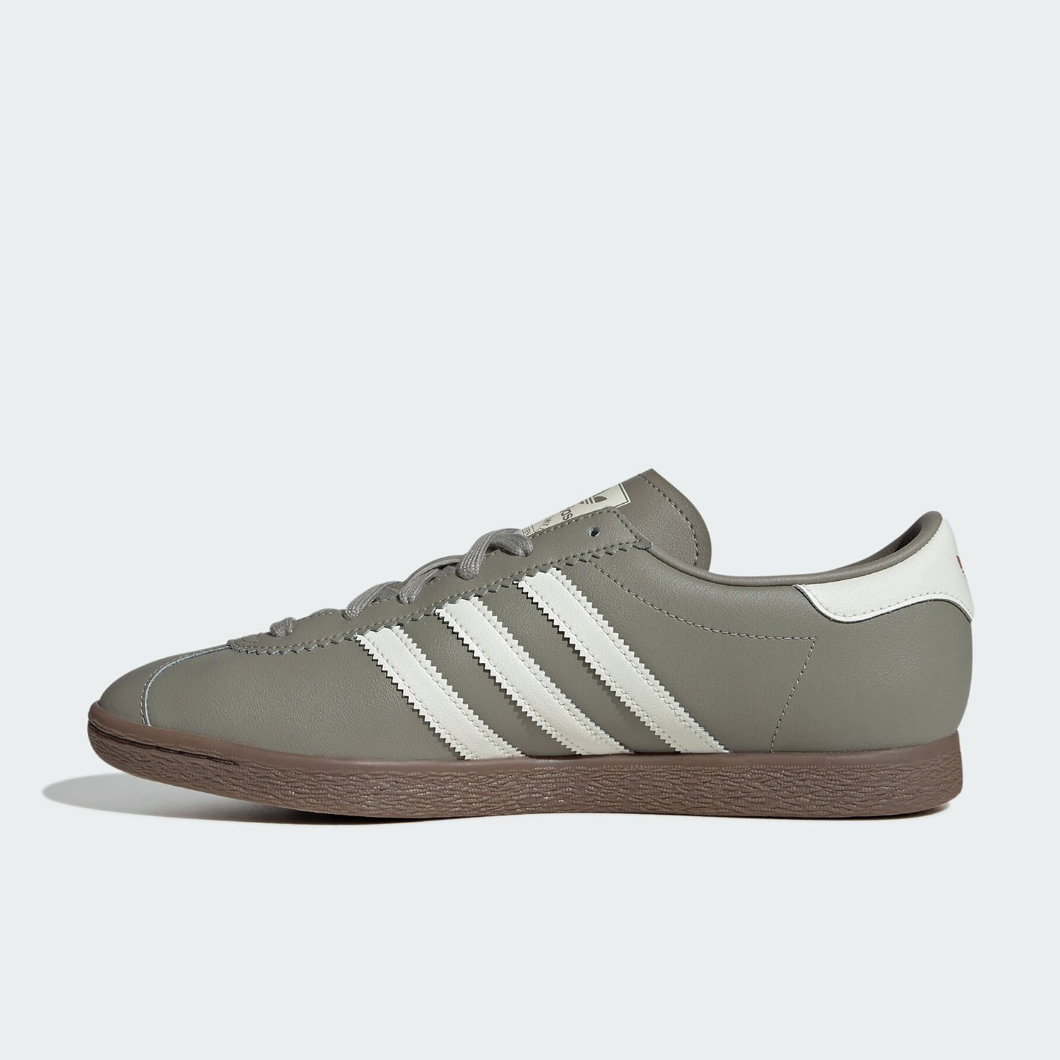 حذاء Adidas الأصلي الجديد البر - مراجعة Adidas Shoes Samba وسعره